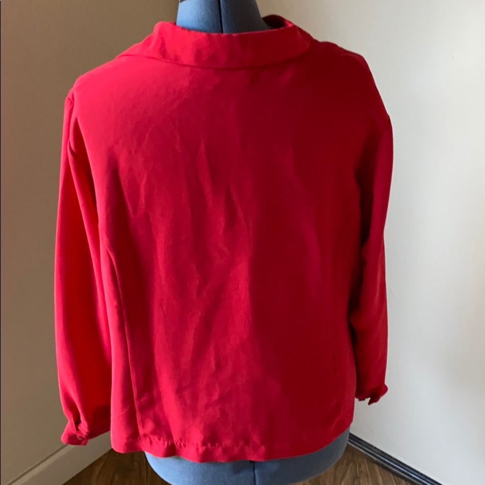 Red Blazer‎ - Picture 3 of 4